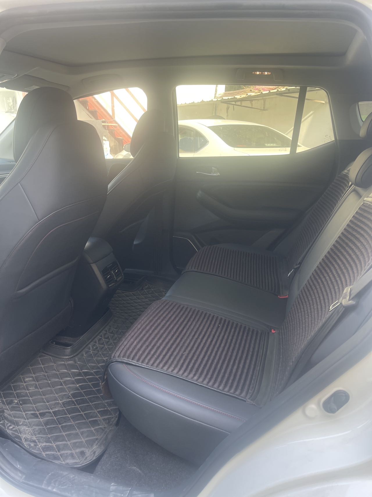 Trumpchi 2021 GS4 1.5T 270T Luxury Smart Connectivity Version — 4