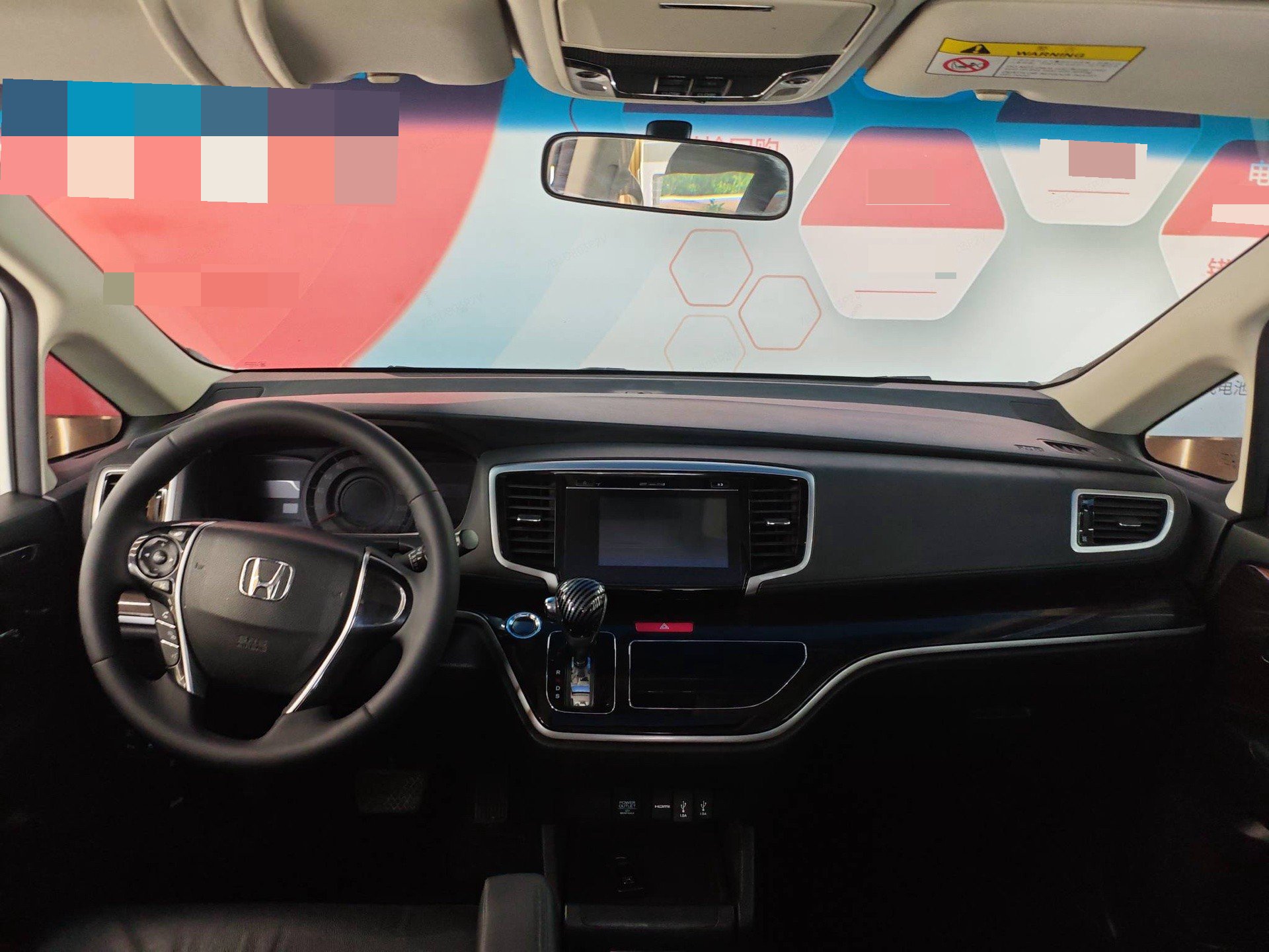 Honda 2018 Odyssey 2.4 CVT Luxury — 5