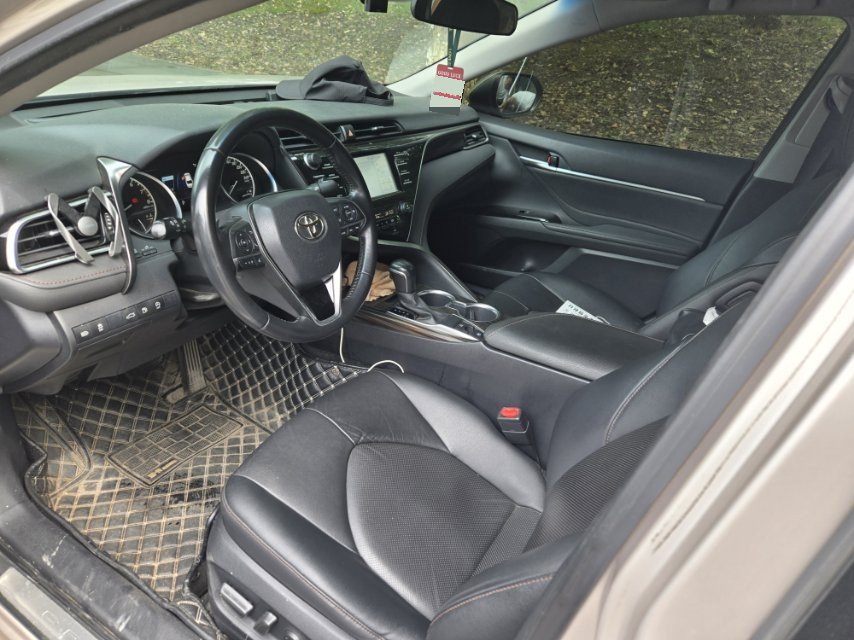 Toyota 2018 Camry 2.0G Luxury Model — 5