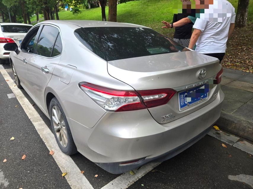 Toyota 2018 Camry 2.0G Luxury Model — 6