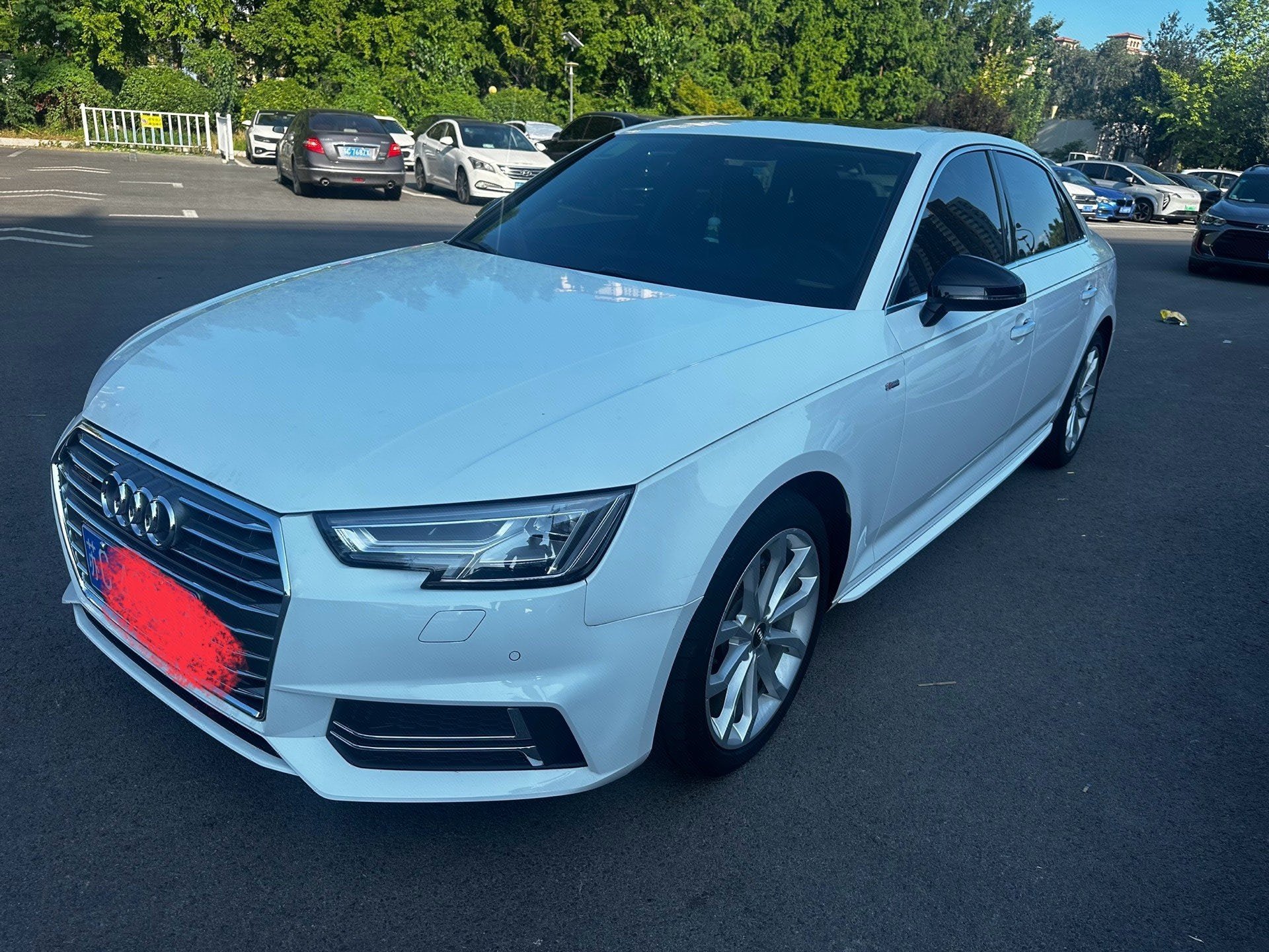 Audi 2018 A4L 2.0 TFSI 40 TFSI 30th Anniversary Edition Fashion — photo 1