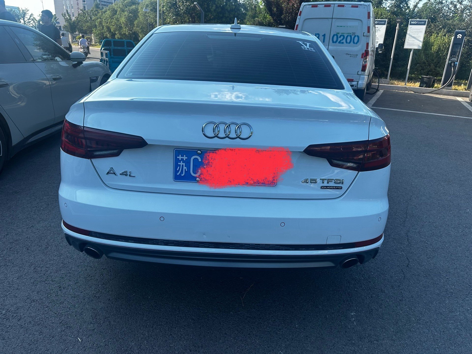 Audi 2018 A4L 2.0 TFSI 40 TFSI 30th Anniversary Edition Fashion — 4