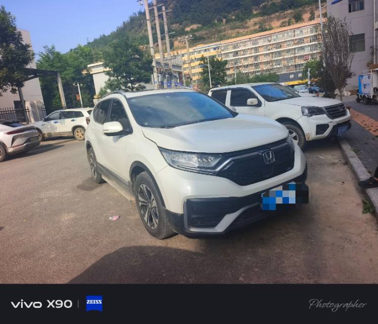 Honda 2021 CR-V 1.5T CVT 240TURBO Front-Wheel-Drive Urban Edition — 3