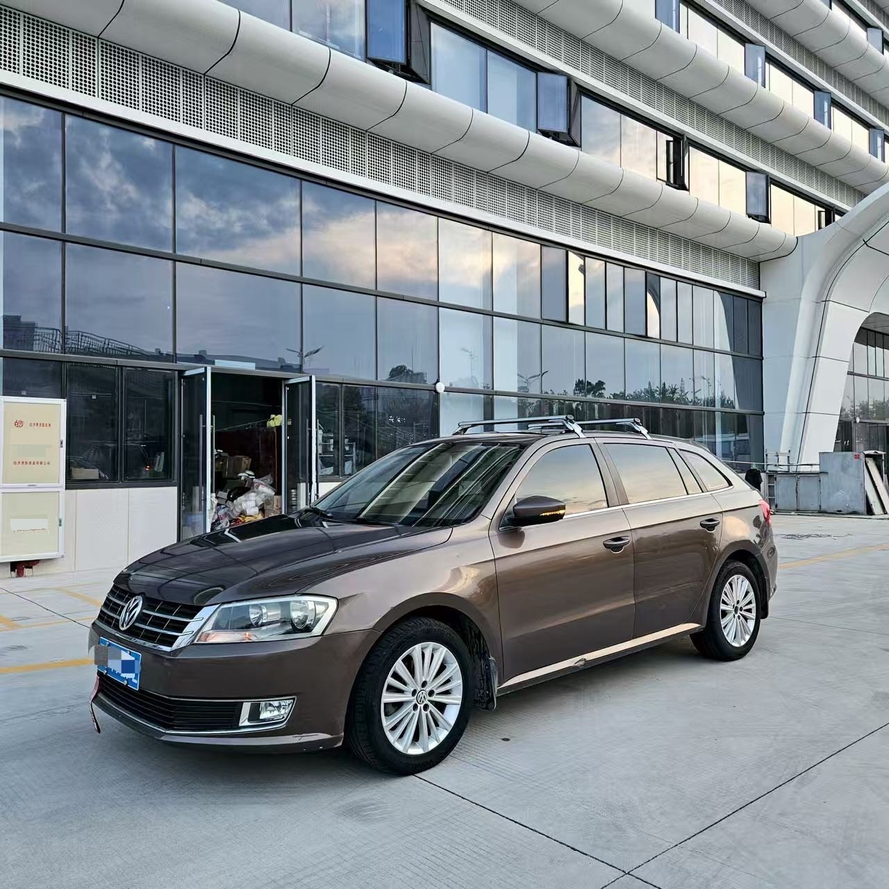 Volkswagen Gran Lavida 2013 Lavida 1.6 Comfort Edition — photo 1