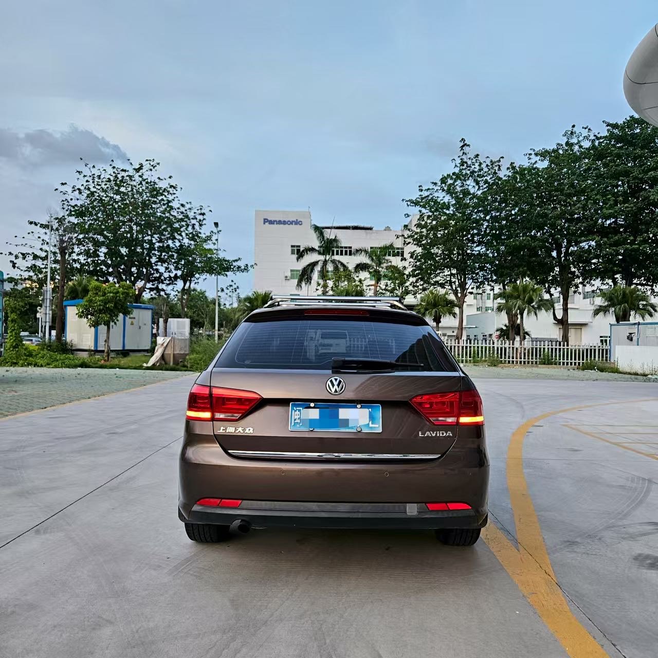 Volkswagen Gran Lavida 2013 Lavida 1.6 Comfort Edition — 4