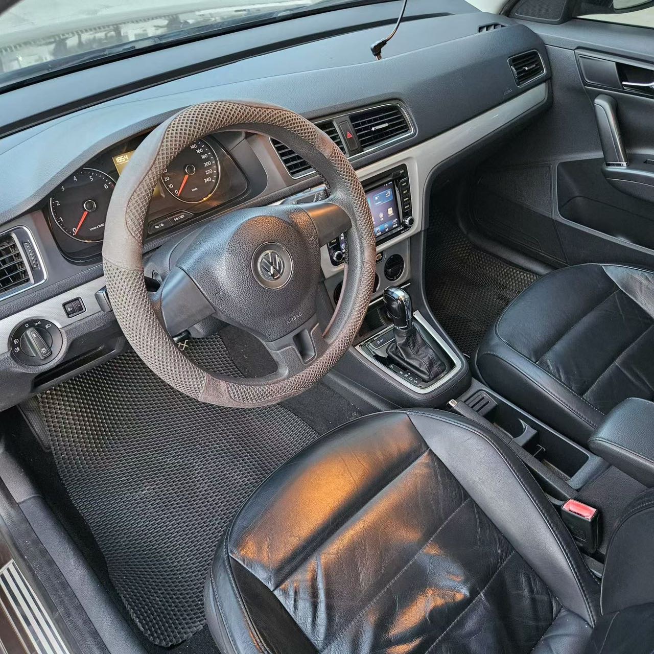 Volkswagen Gran Lavida 2013 Lavida 1.6 Comfort Edition — 9